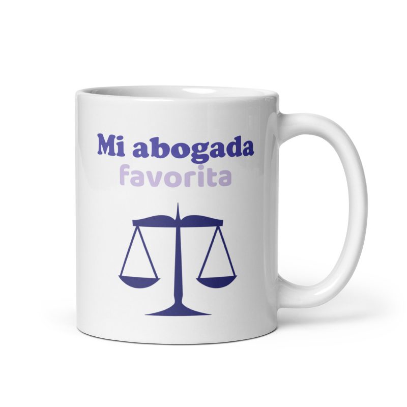Taza con el mensaje mi abogada favorita - regalo original abogadas