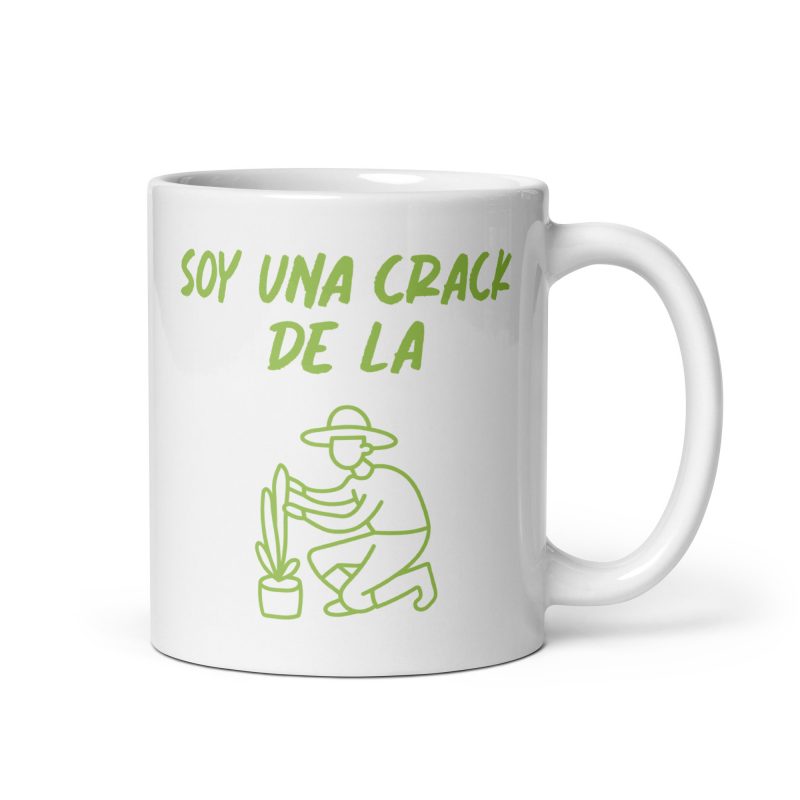 Taza de regalo para jardineras con el mensaje soy una crack de la jardinería